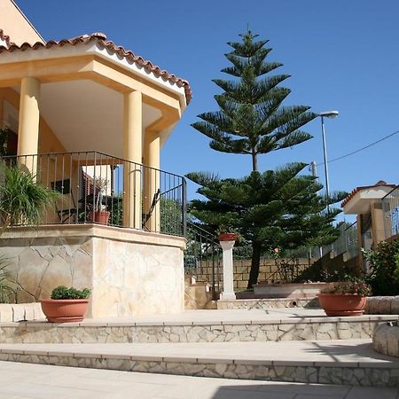 Villa Mara B&B Noto Luaran gambar